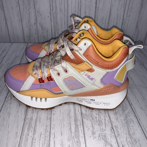 Womens Size 6 Fila Spectra Sneakers EUC - Picture 8 of 13